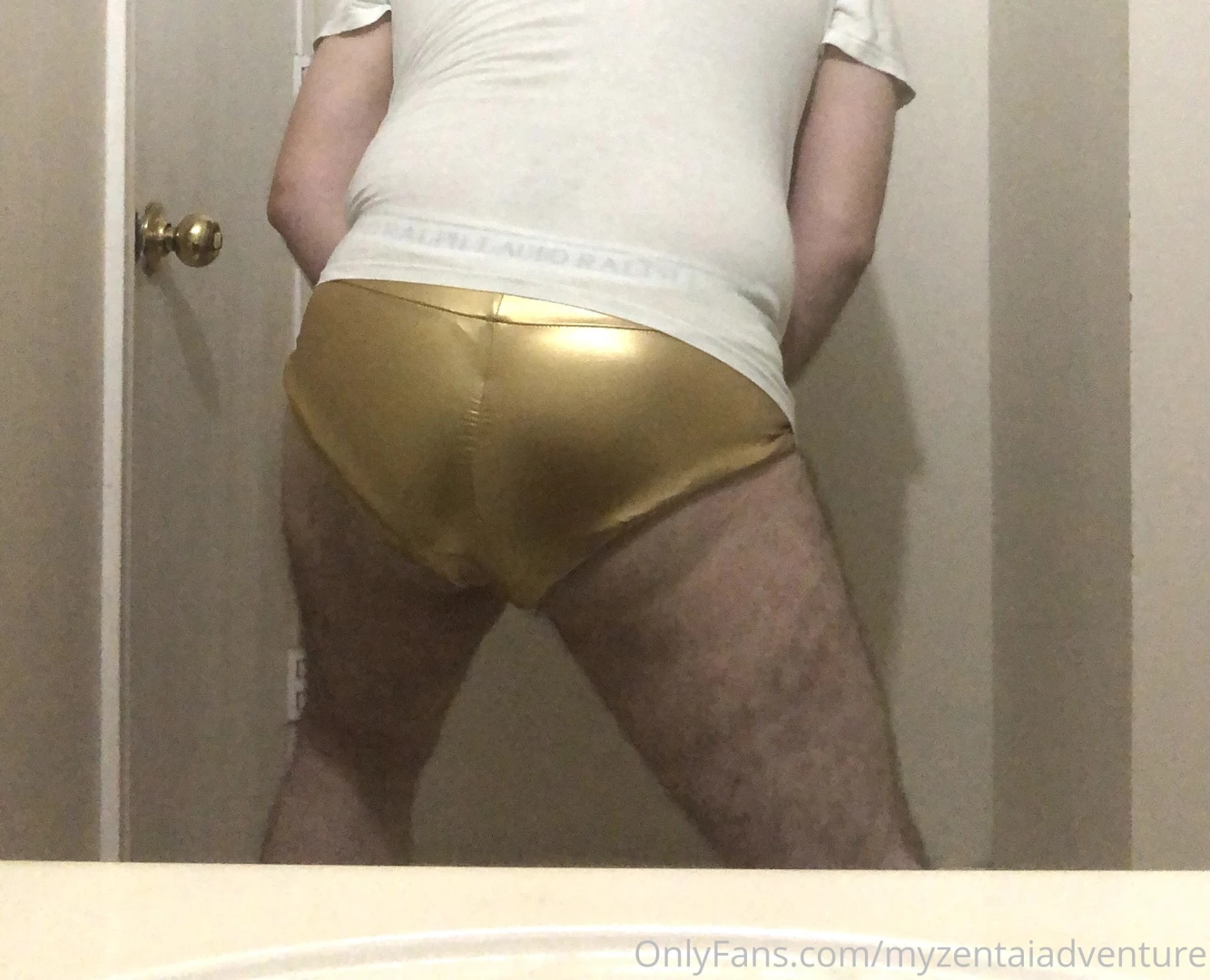 Feeling gold saturday you like my gold shorts part 3 