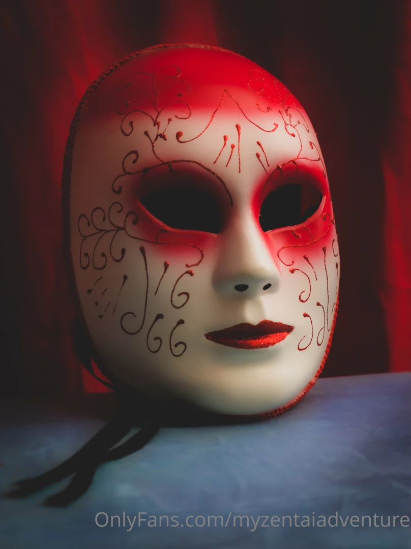 My signature mask the lacroix mask lovely isnt it part 1 