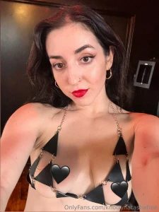 This bra looks better on the floor part 1