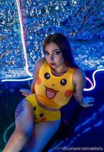 Aliselis free page aliselis gaming and singing are my creative outlets part 596