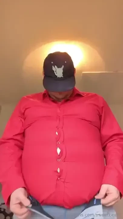 These pants fit just a few months ago also do you want to see me pop 