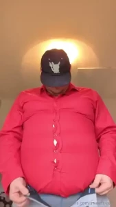 These pants fit just a few months ago also do you want to see me pop