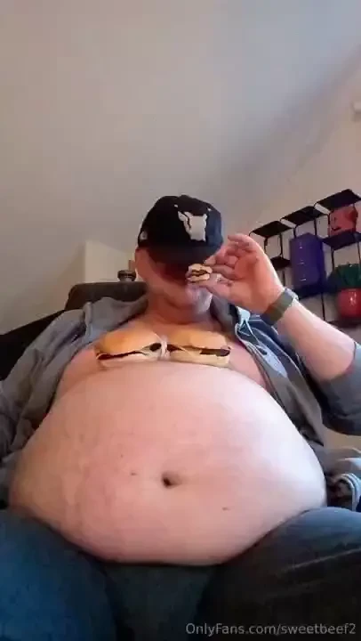 Hamburger hog eating and playing with my fat belly for you on camera 