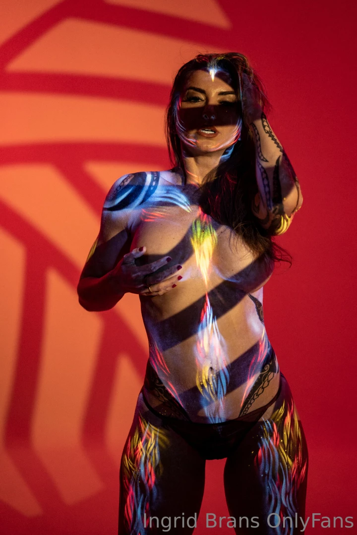 Porque nunca es suficiente date la oportunidad de consentirte con mi 