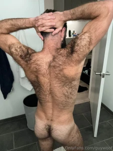 Just got back from the gym and noticing my shoulder hair gets all