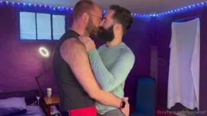 My furry bro dustincrossxxx invited me over to see his sex basement