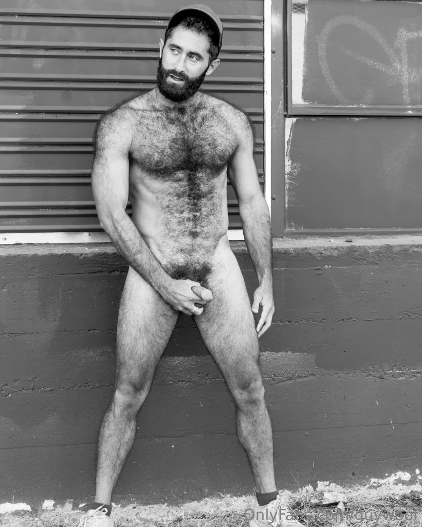 No matter how far you get you can still see all that fur mark caught 