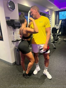 Having fun in the gym marcrosexxx saskiasquatt part 7