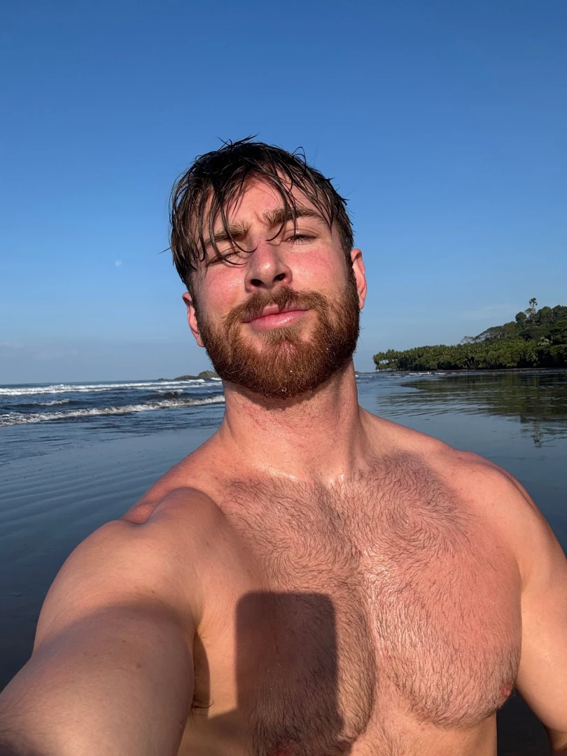 Lemme breed you on the beach 