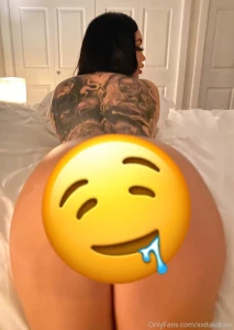 I look good at this angle who wants to see the uncensored version part 1