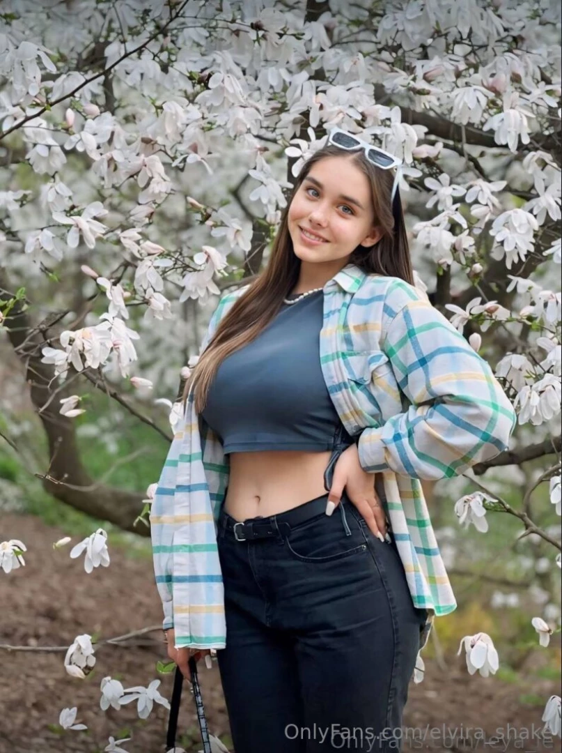 Fresh college cutie leya_le wants to show daddy how wet she is this part 16 