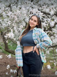 Fresh college cutie leya_le wants to show daddy how wet she is this part 16