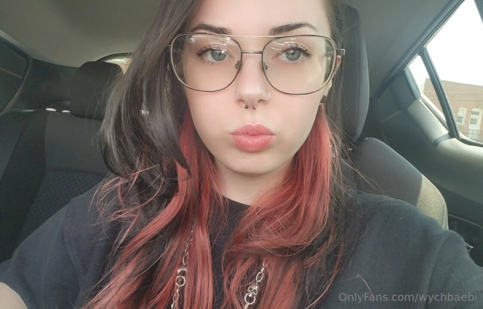 Do you like these glasses on me 