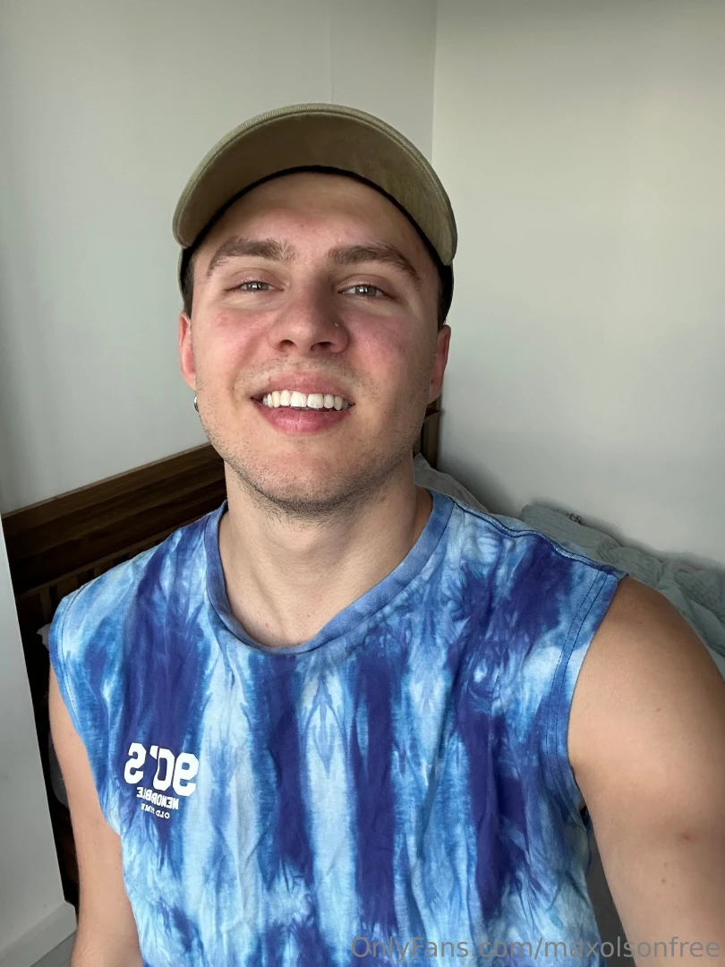 My face got sunburned and now it s red and i just forgot to put 