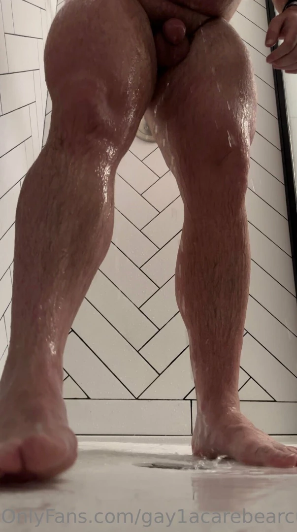 This would be hotter if you were on ur knees 