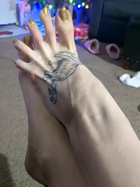 Stream started at 12 06 2024 03 35 am bonus lil livestream but mostly 