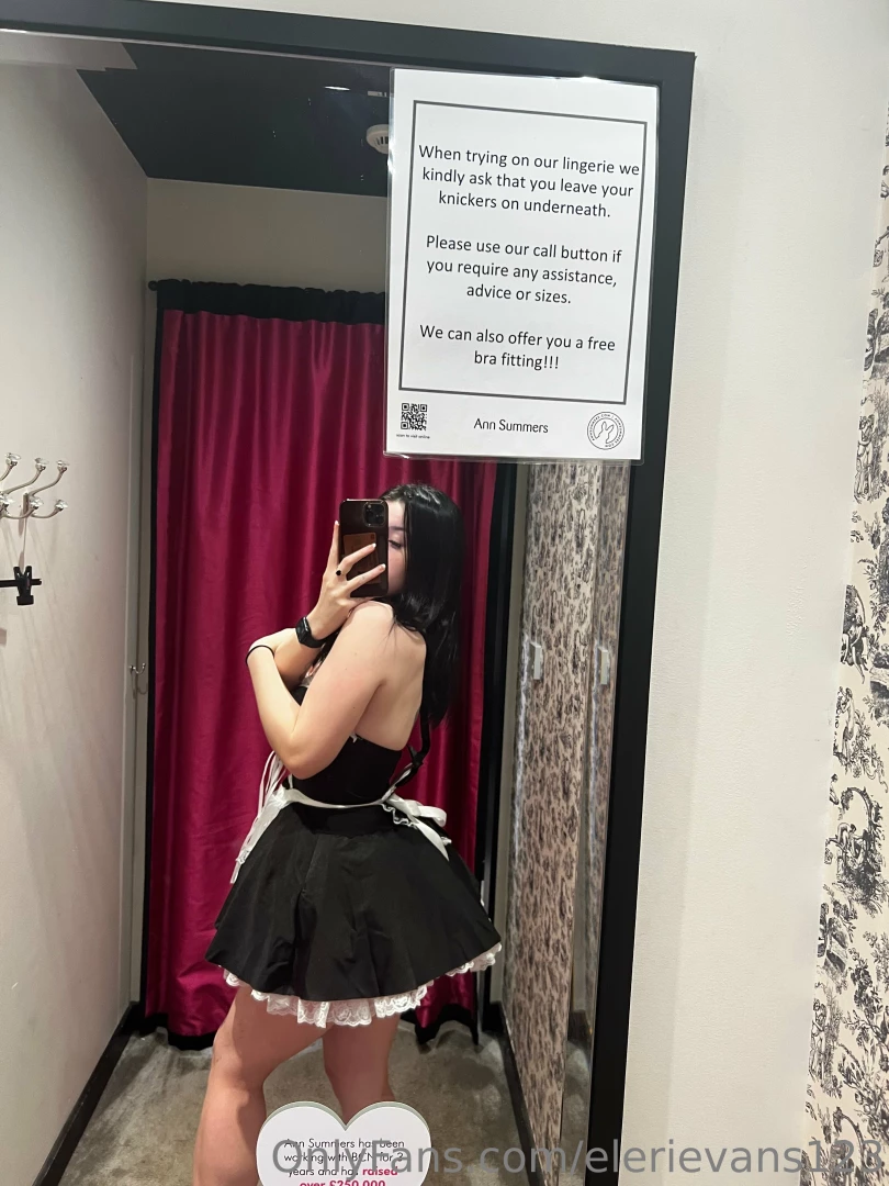 I love this outfit so much who wants to come and take it off me 