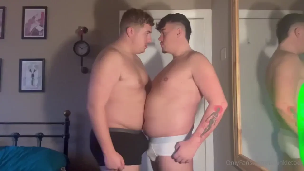 Just two fat pigs evergrowingboy 