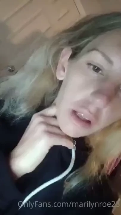 I want a wallet drain --- for my findoms otherwise here is a foot 