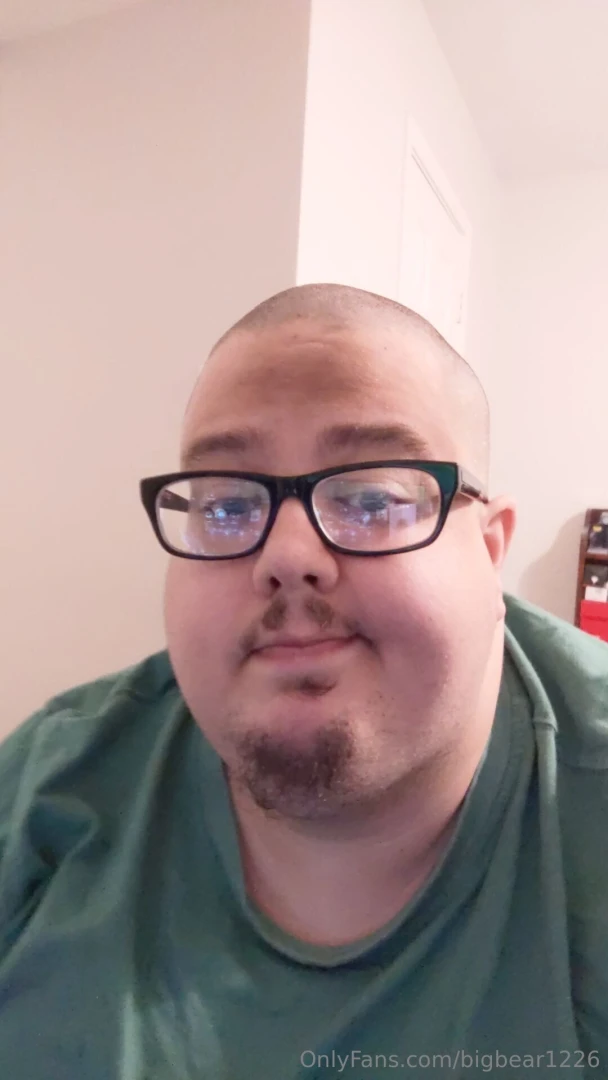 Fresh haircut and shave 