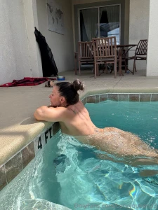 Skinny dip with me baby