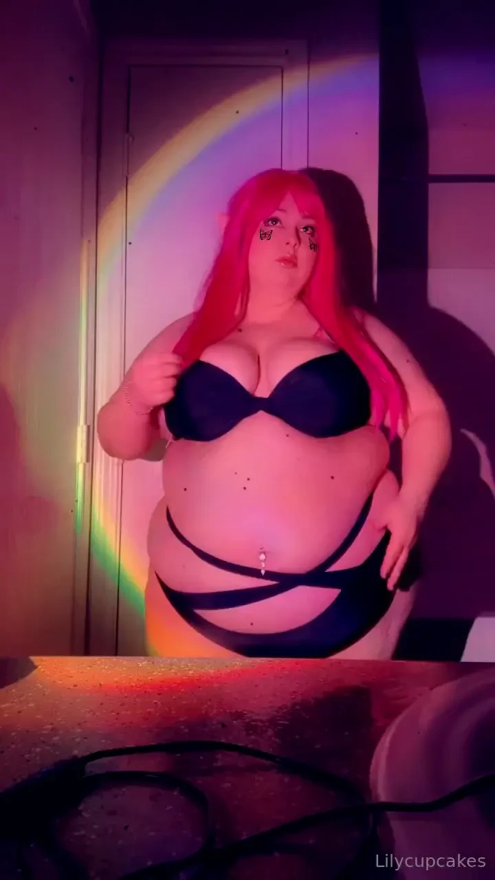 Just doing playful elven things part 2 