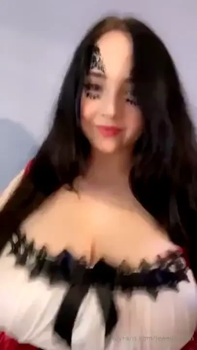 I wanna be fucked in this dress 