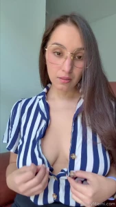 Just dropping in to remind you how much you mean to me midweek wouldn