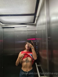 I must admit i like being naughty in the elevator