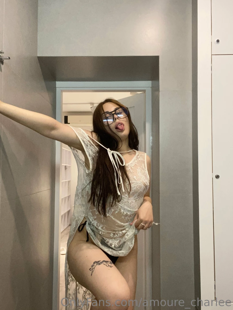 Dear my subscribers today i decided to please you with something 