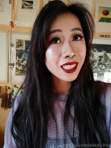 Juicy lips are made to get kissed