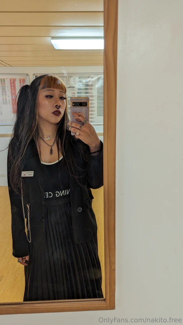 See more and sub to my main nakitofu 