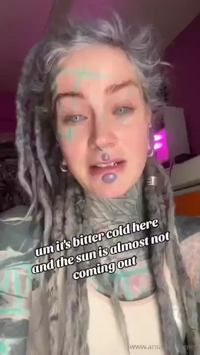 Attention please please watch this video and be part of my little 
