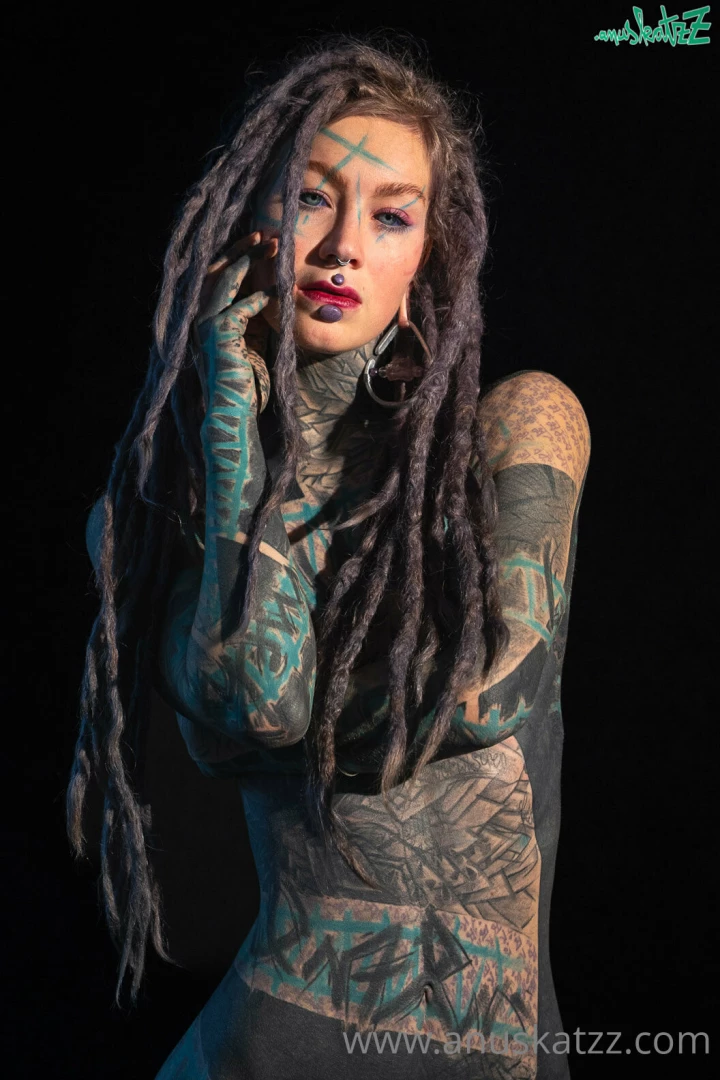 I have a suprise for you enjoy the latex crazy boots leather harness part 9 