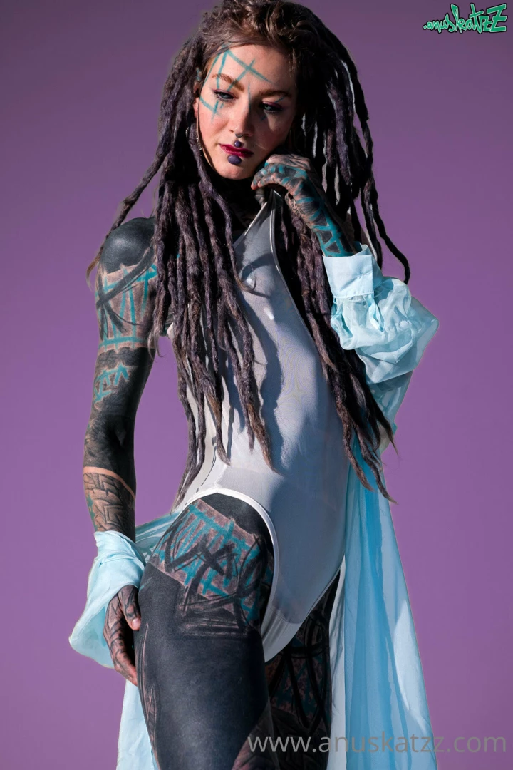 I have a suprise for you enjoy the latex crazy boots leather harness part 11 