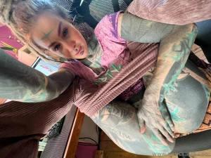 Get exclusiv sexting sessions with me here https onlyfans com part 1
