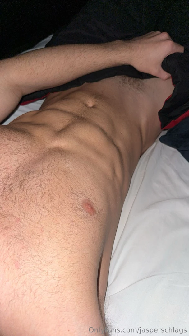 Who wants to see how big i am 