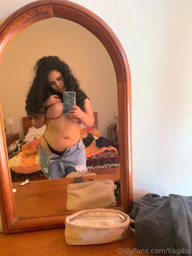 Y si hablamos por whatsapp 