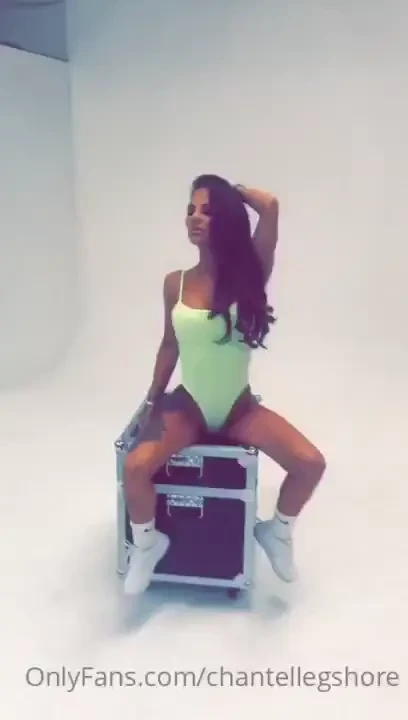 Pay day got me all like hope you guys wanna tip me x 