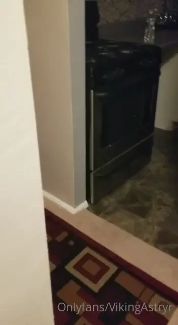 Goodnight babe behind the scenes 