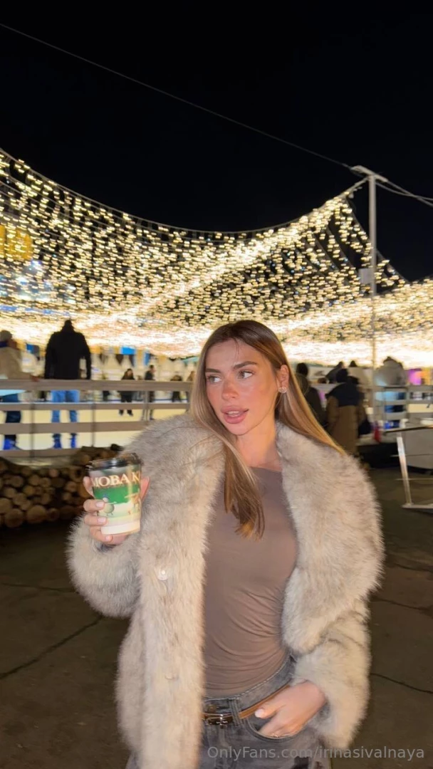 Winter fun i really like it when the city is decorated with garlands 