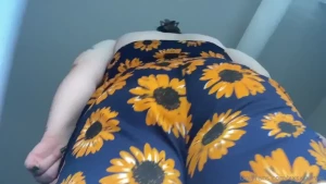 Someone got a custom video of an ass worship joi and i just had to