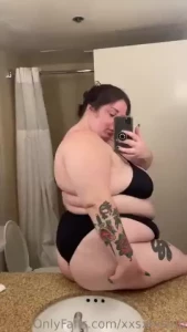 Looking for somewhere to park this dumptruck