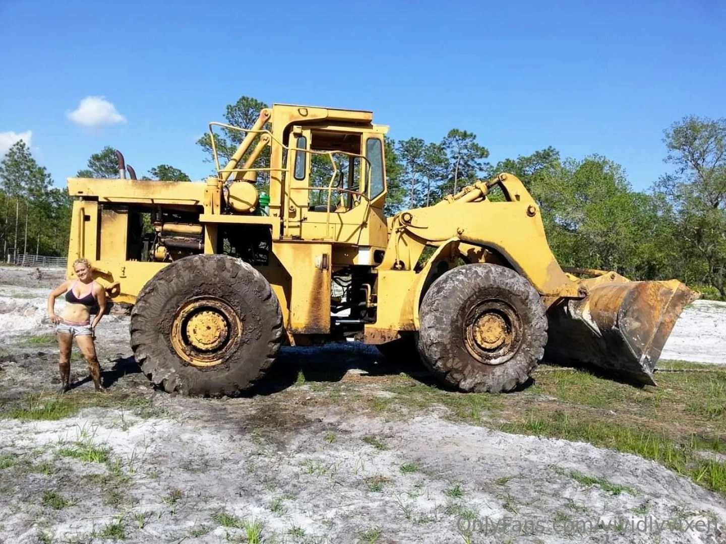 Here s a tbt for y all with some pics from the collection 