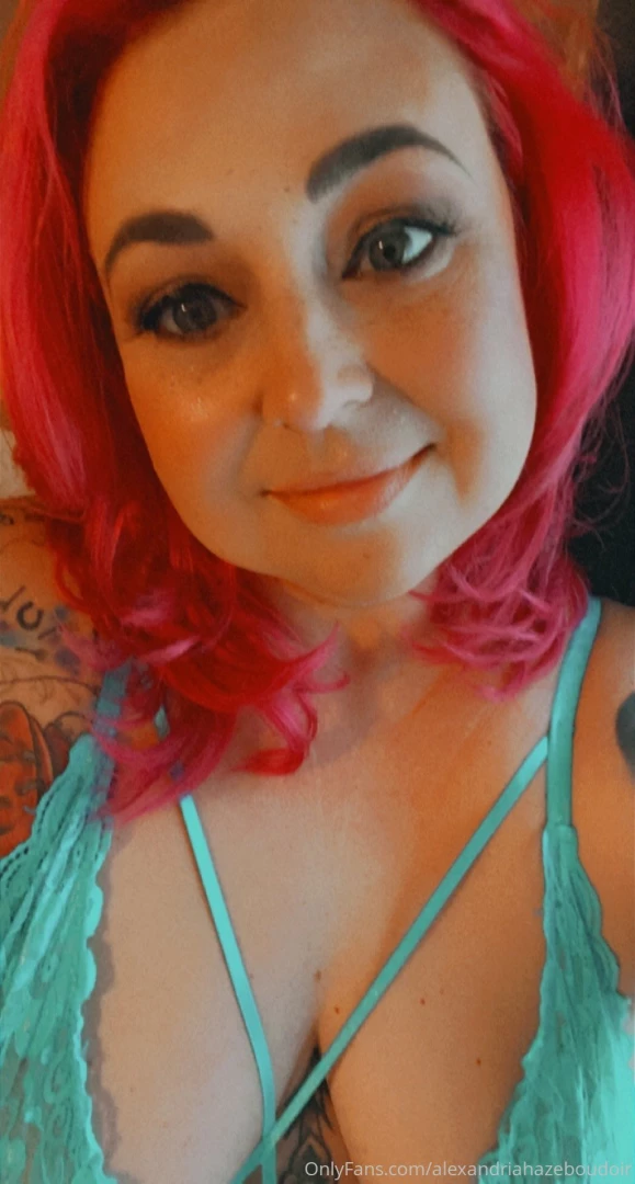 Good morning and happy monday babe 