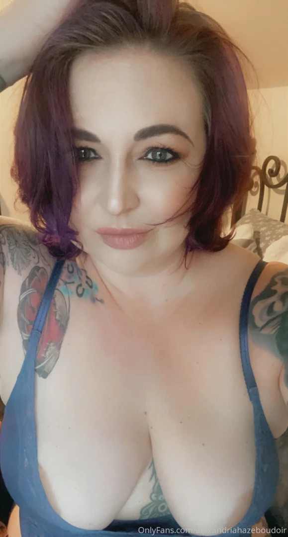 Night night babes dream of me 