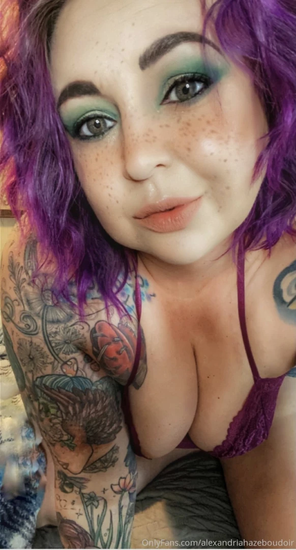 Good morning sexy cum see your kitten 