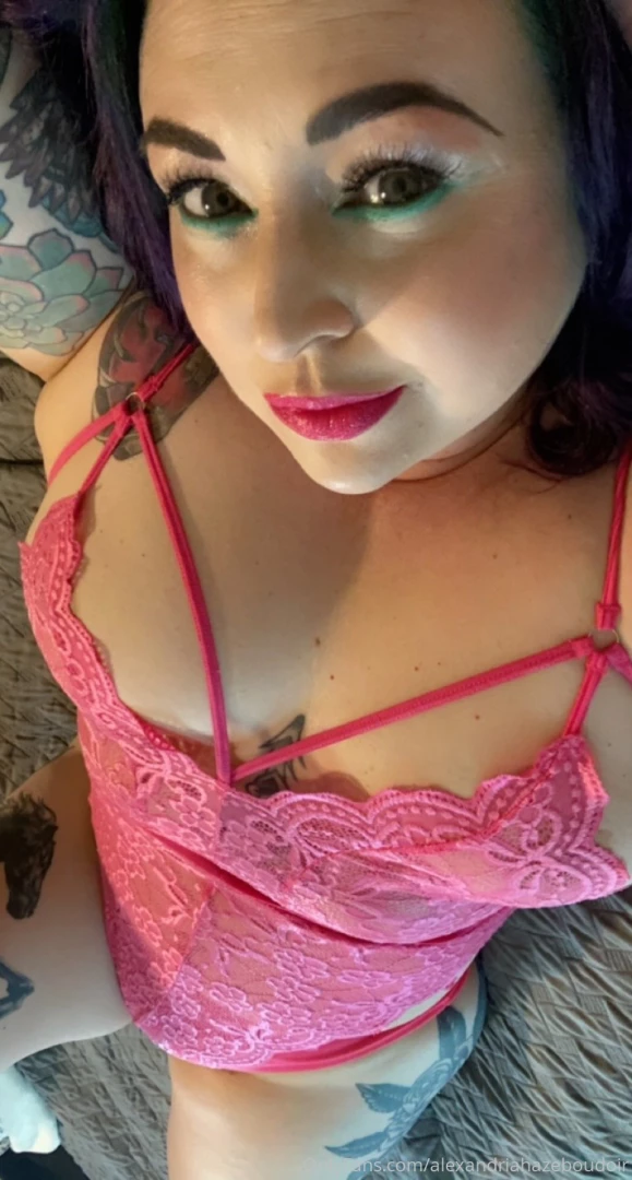 Lazy saturdays are for staying in bed 