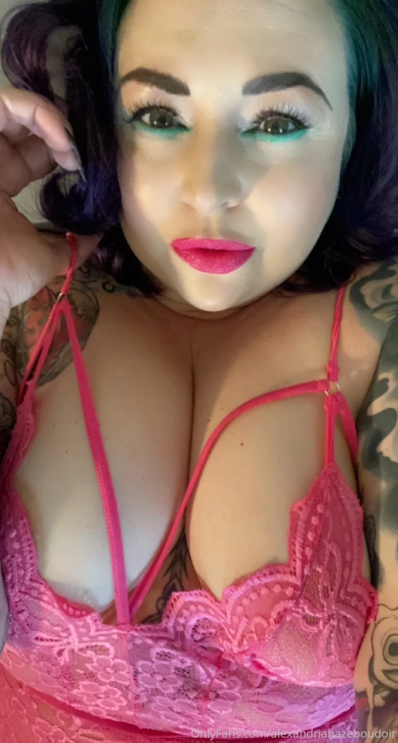 Night night babe dream of me 