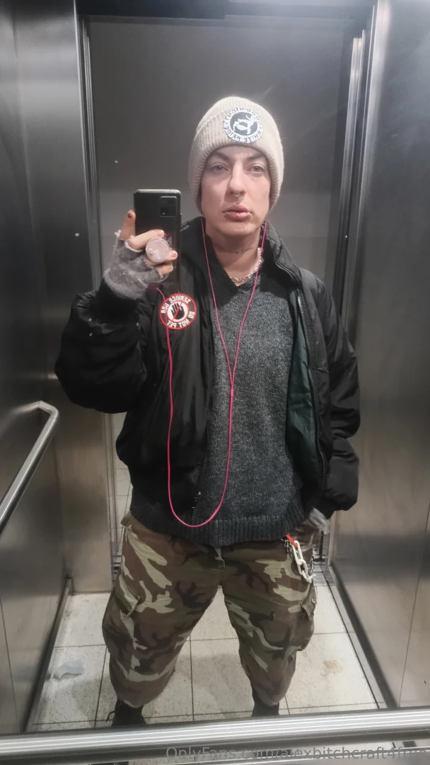 W rdest du mich ansprechen wenn du zu mir in den fahrstuhl steigen w 